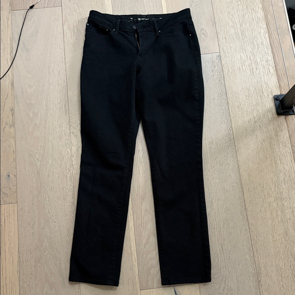 Levis Black Straight-Leg Jeans